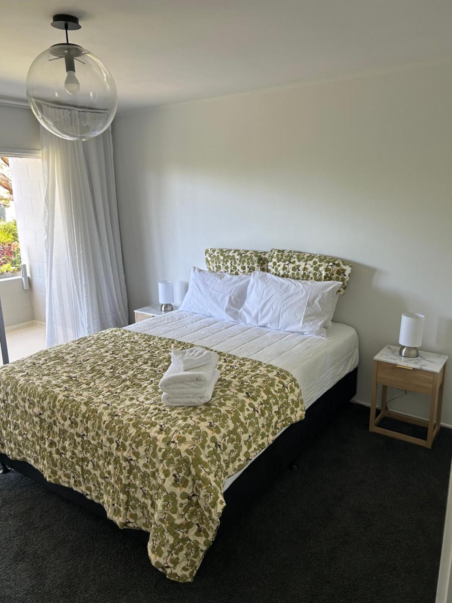 Central Howick Uxbridge Apartments Оукланд Екстериор снимка